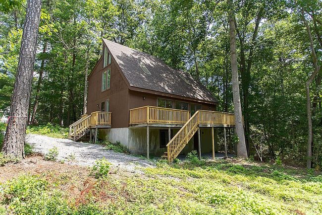 Photo of 144 Club View Dr, Lancaster, VA