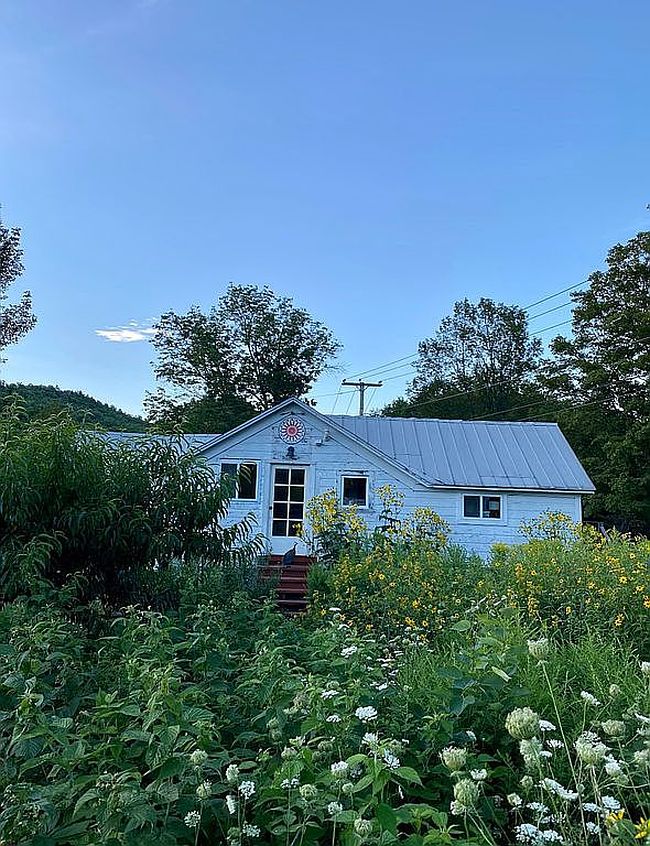 Photo of 2137 Brockways Mills Rd, Chester, VT