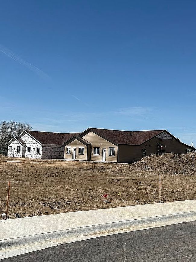 Image of 672 Valley View Dr