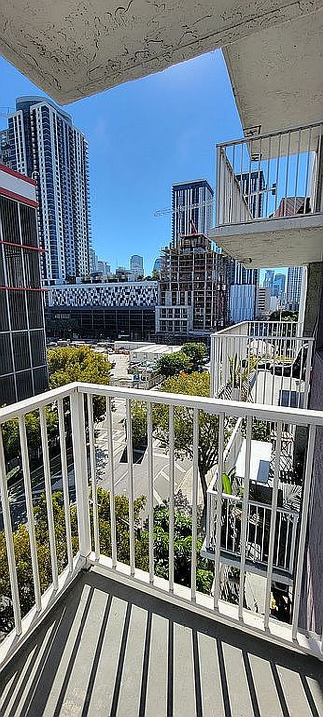 Photo of 800 N Miami Ave Apt 707, Miami, FL