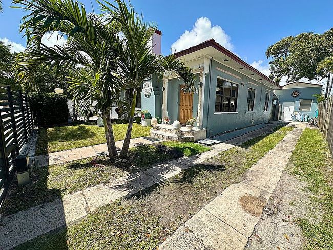 Image of 3411 Sw 24th Ter