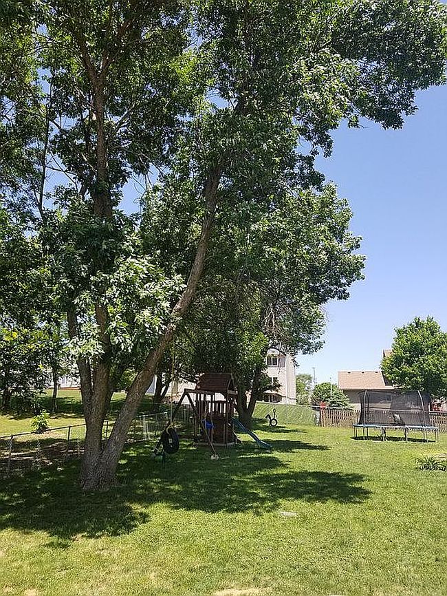 Additional photo 2 of property located at 11927 N 157th Cir