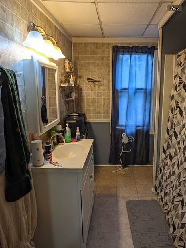 Image of 923 2nd Ave