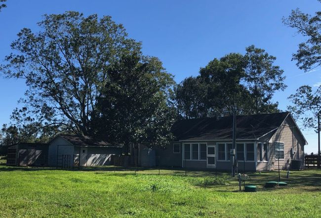 Image of 8439 Fm 442