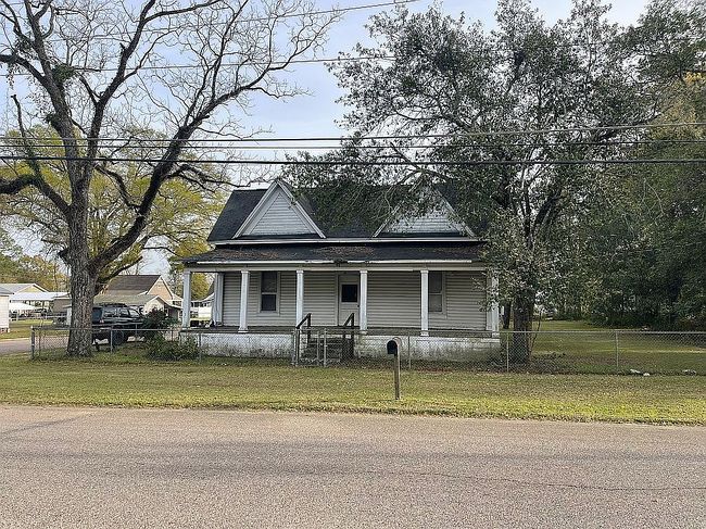 Image of 401 W Main St