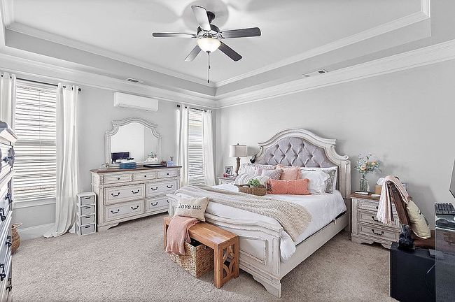 Image of 327 Eastgate Dr