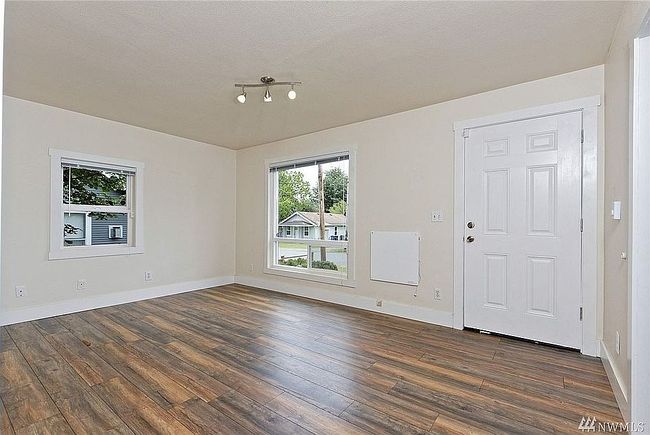 Photo of 512 Arcadia Ave, Shelton, WA