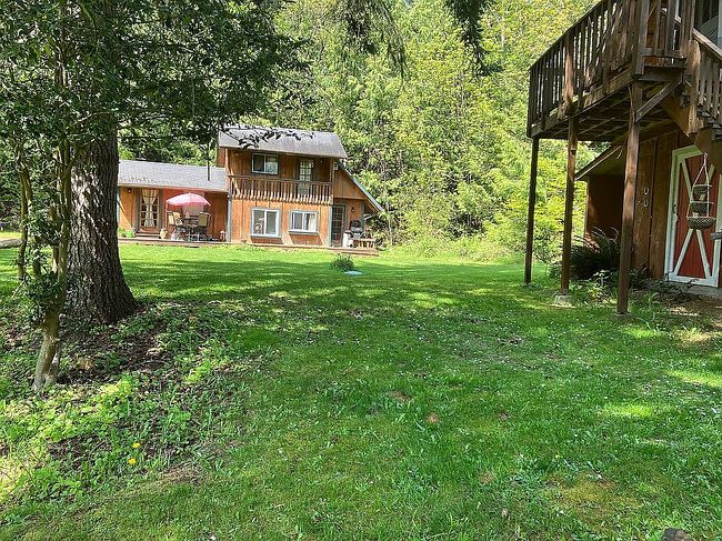 Photo of 394 Green Mountain Ln, Brinnon, WA