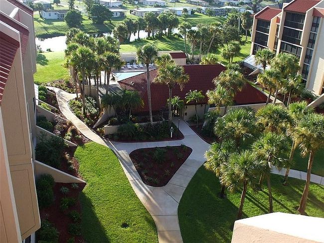 Additional photo 3 of property located at 21405 Olean Blvd Apt 506