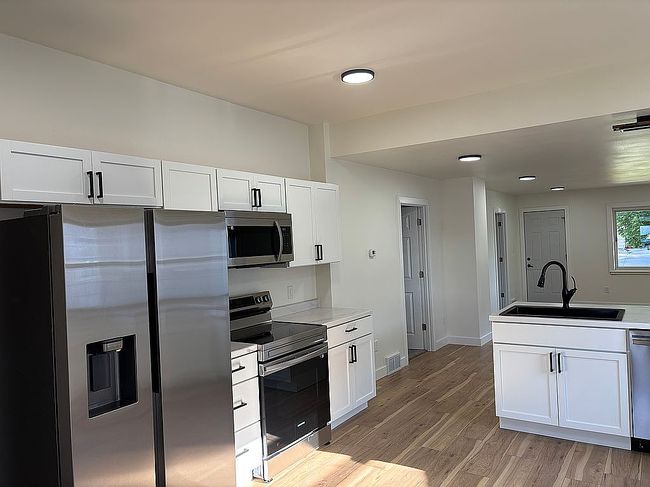 Photo of 605 1st Ave N, Watertown, SD