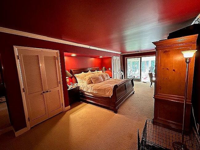 Additional photo 1 of property located at 22 Greencroft Dr