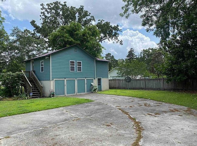 Image of 421 N Main St