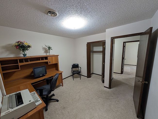 Image of 3304 Musil Dr