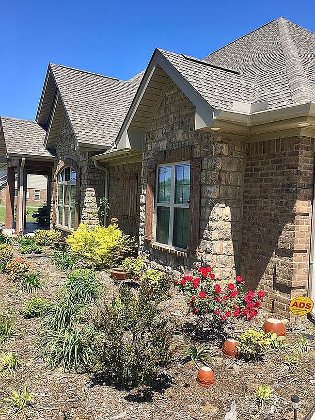 Photo of 115 Marilyns Pl, Caledonia, MS