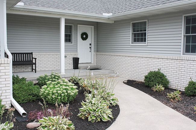Photo of 5605 N Shore Rd, Pinconning, MI