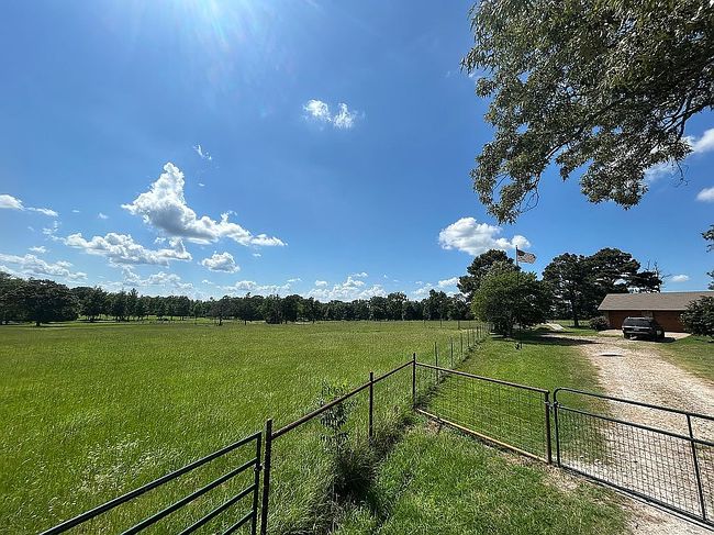 Additional photo 1 of property located at 5901 Fm 1701