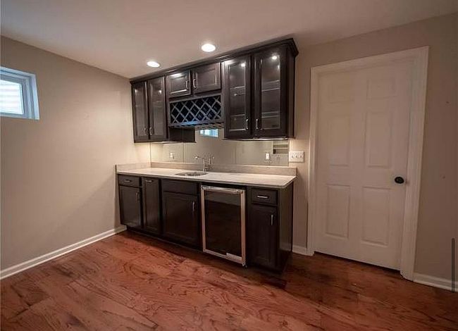 Image of 6244 Newark Dr