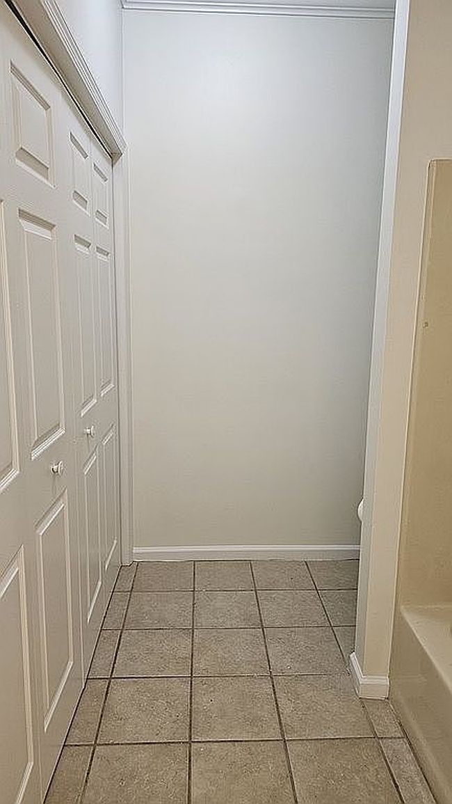 Image of 2125 Yorkshire Se