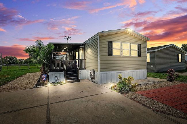 7067 Greenbrier Village Dr, Lakeland, FL