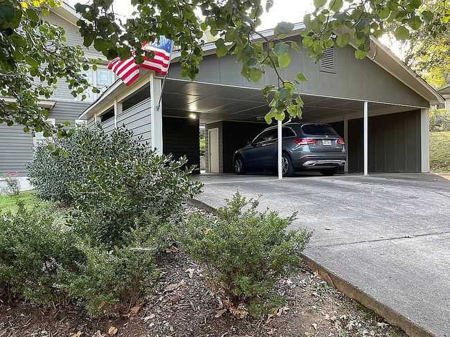 Image of 2623 W Markham St