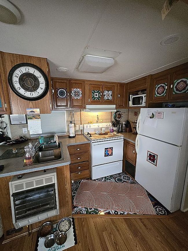 Photo of 70 Bass Ln, Waynesville, NC