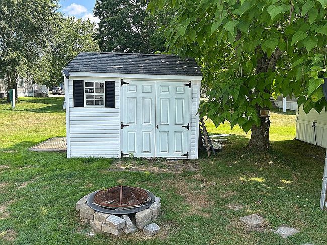 Photo of 29 Sharon Dr, Mc Kean, PA