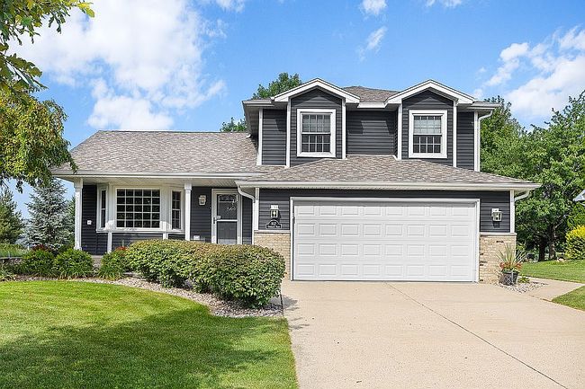 Photo of 1617 Timberline Dr, Joliet, IL