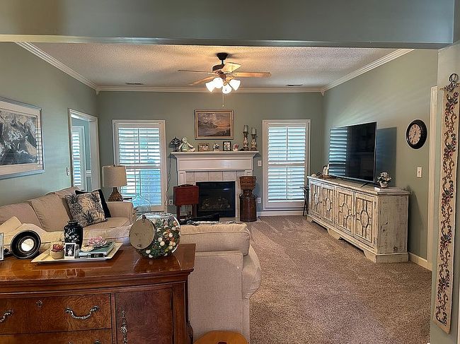 Image of 105 Liverpool Dr