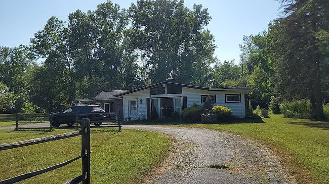 Photo of 8420 Northfield Rd, Clarence Center, NY