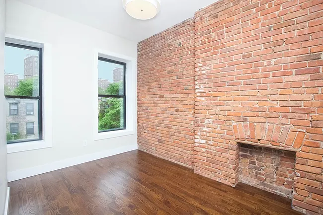 Photo of 252 W 132nd St, New York, NY