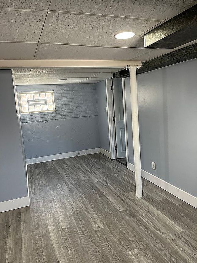 Image of 5515 S Menard Ave