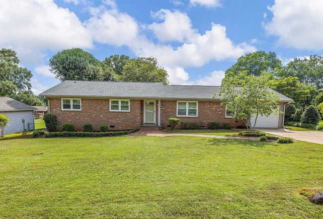 Photo of 218 Highland Rd