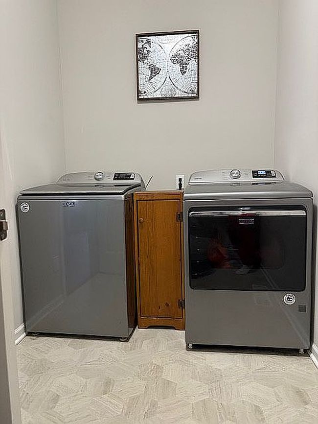 Image of 2434 Jupiter St
