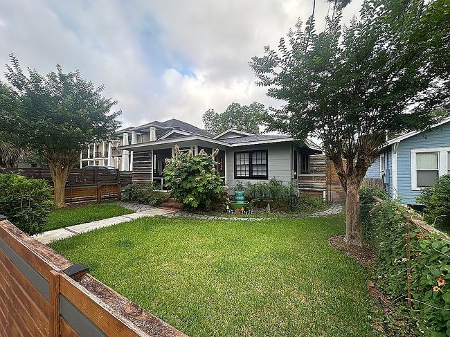 Additional photo 3 of property located at 1418 N M L King Jr Blvd