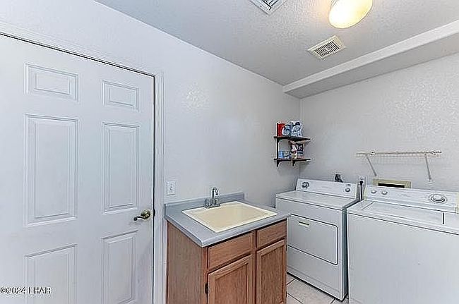Preview of property located at 2835 Jasper Dr