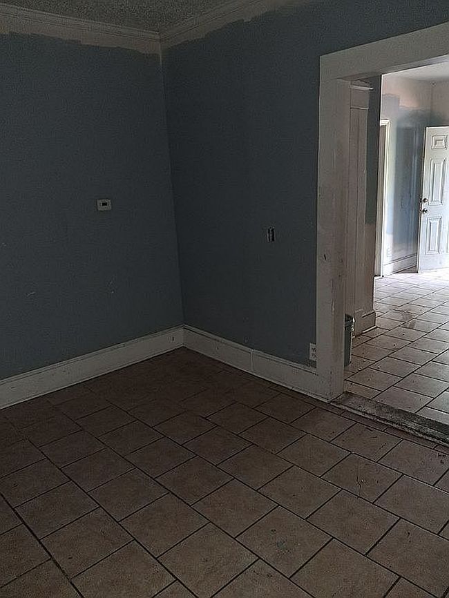 Image of 1122 Caldwell St
