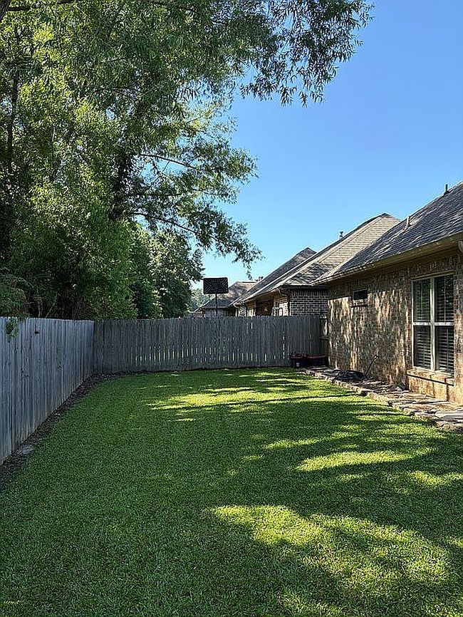 Photo of 2017 Pebble Creek Dr, Brandon, MS