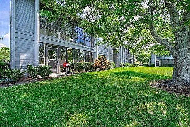 Image of 2650 Oak Park Way #103
