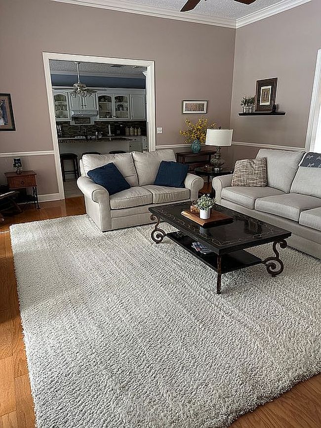 Image of 1649 Medlar Dr