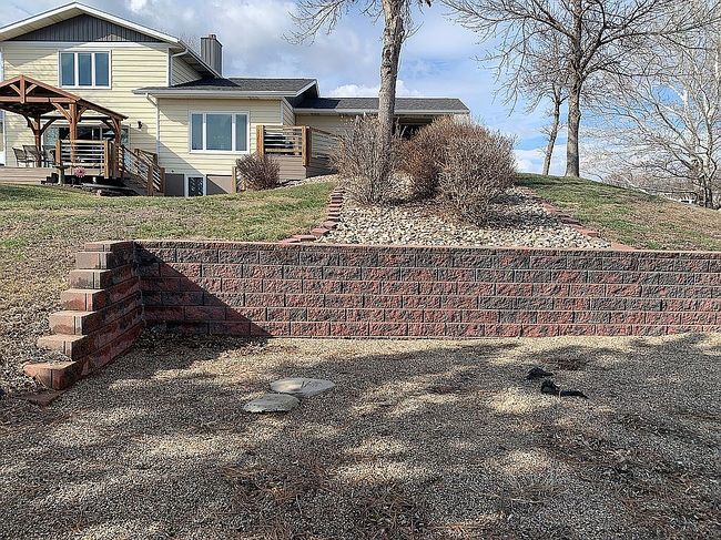 Photo of 3745 Arikara Ave N, Mandan, ND