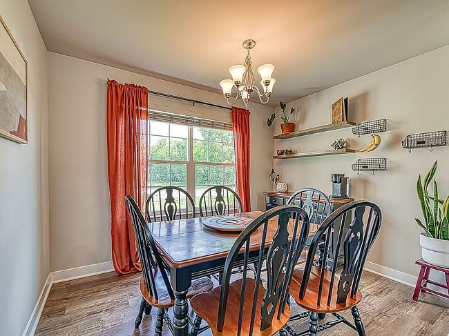 Photo of 691 Goldfinch Ln, Milan, MI