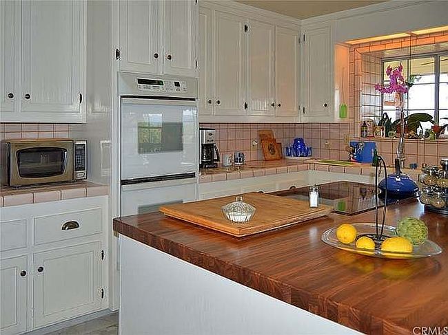 Photo of 19447 Park Ridge Dr, Hidden Valley Lake, CA