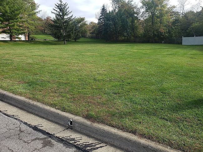 Photo of 113 Lexington Dr, Saint Clairsville, OH