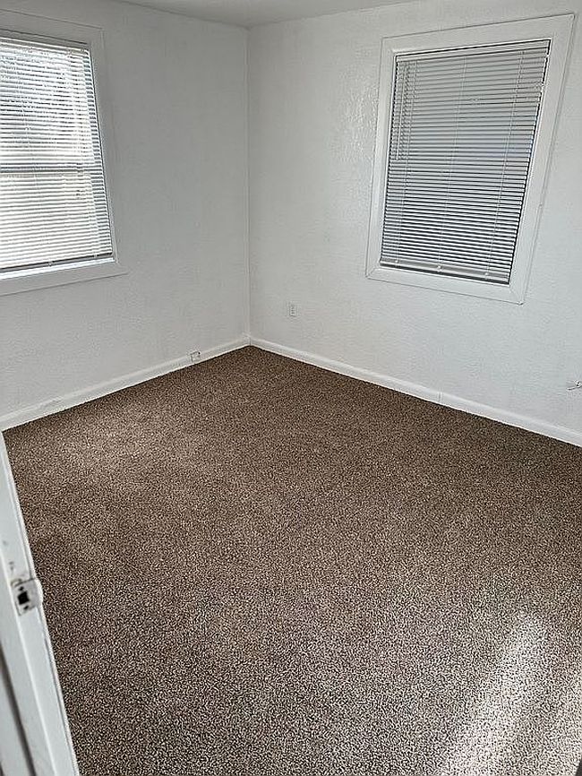 Image of 2864 Leonid Rd
