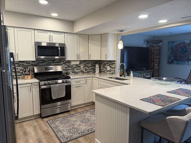 Photo of 11382 Pebble Cv, Concord Township, OH