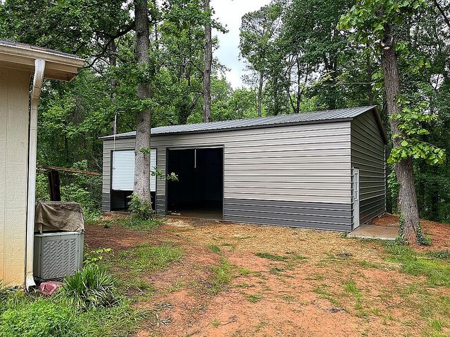Image of 5895 Cumming Hwy