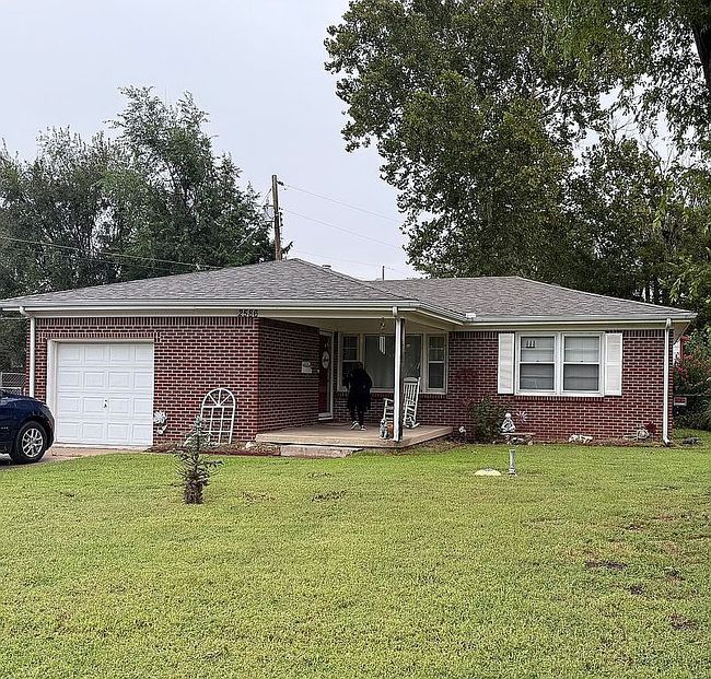 Additional photo 2 of property located at 2586 N Bullinger Dr