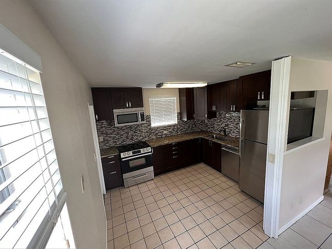 Image of 2700 N Rio Grande Ave