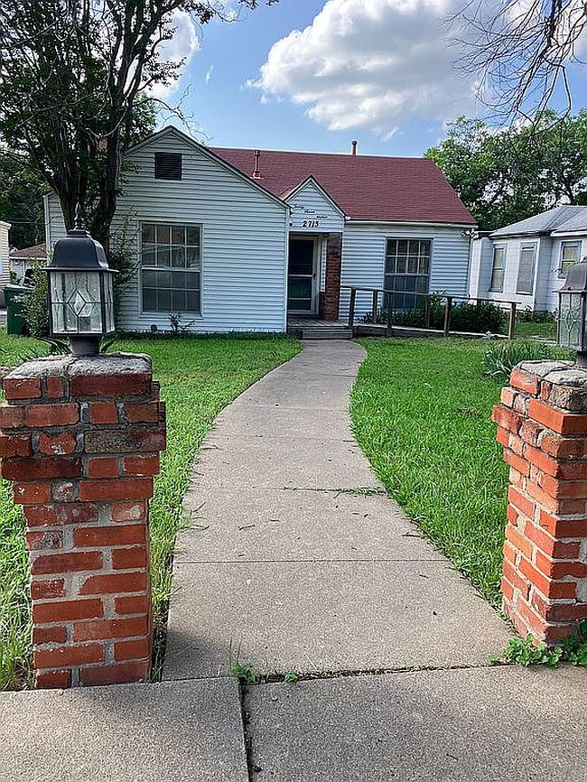 Photo of 2713 Pine Ave, Waco, TX