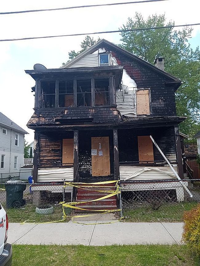 Photo of 12-14 Carver St, Springfield, MA